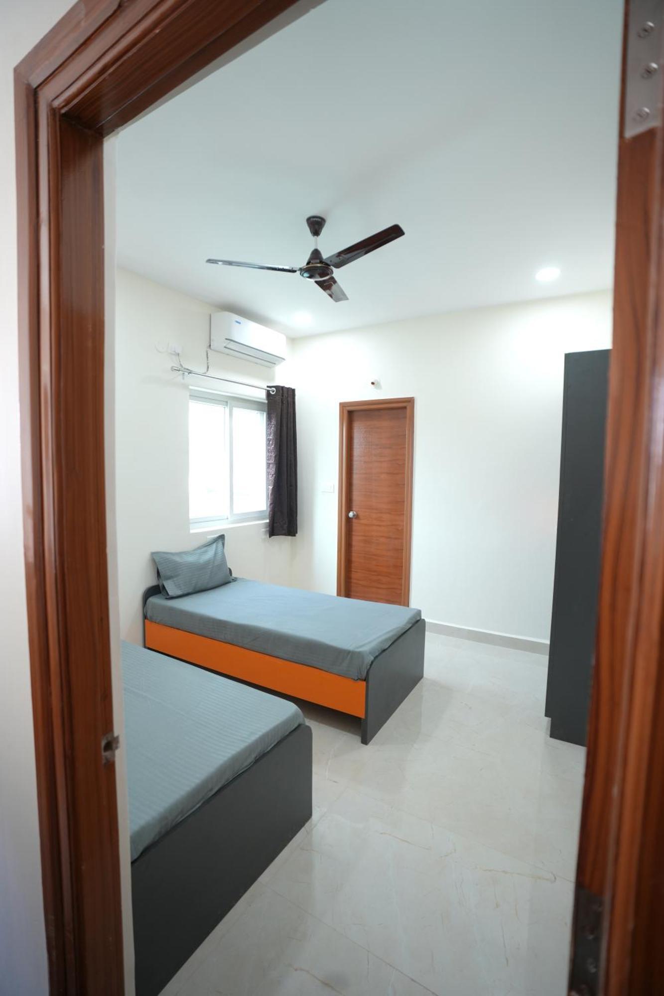 Хостел Olive-2 Coliving Pg Хайдарабад Экстерьер фото